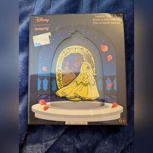 Disney Beauty and the Beast Belle 3" Loungefly Collector Box Lenticular Pin